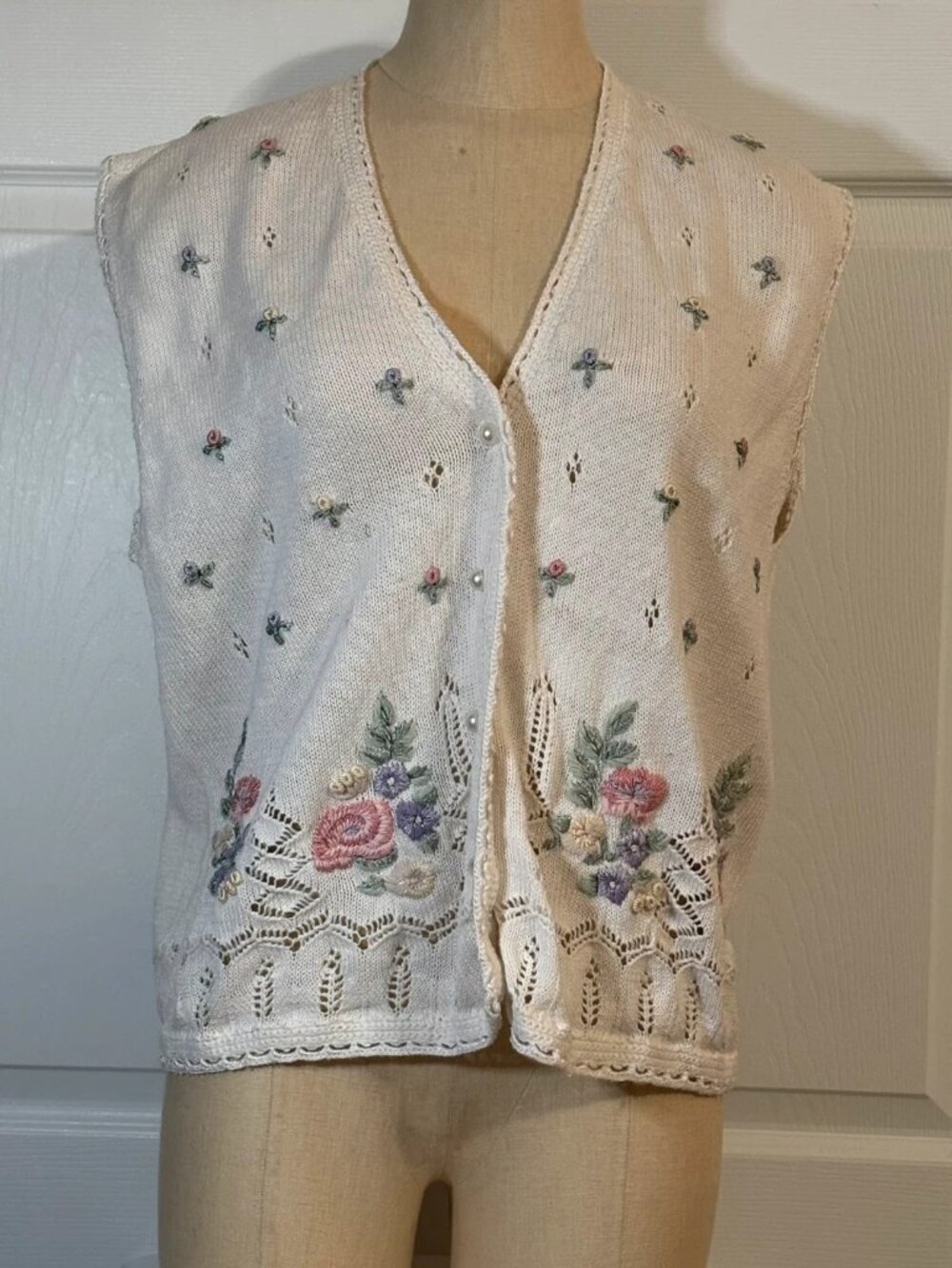 Vintage Crochet Floral Vest Sz Small